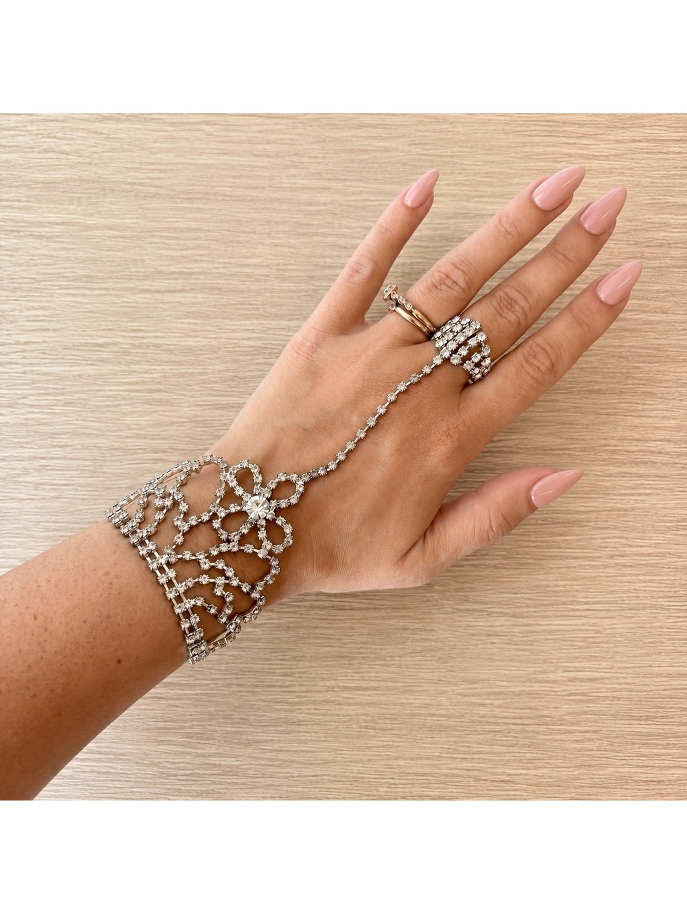 Vintage Rhinestone Hand Chain Finger Bracelet Ring Homecoming Jewelry Silver
